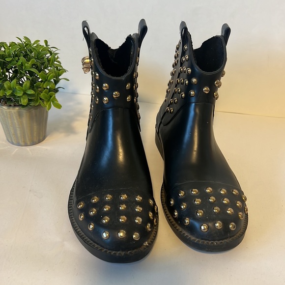 Chooka Black Gold Studded Skull Rain Ankle Booties - Picture 2 of 11